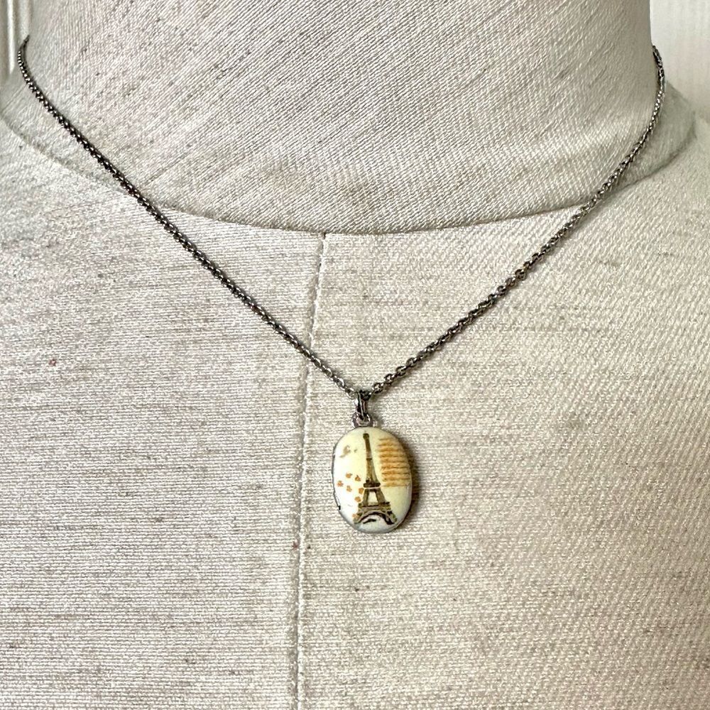 Silver tone dainty Eiffel Tower locket necklace